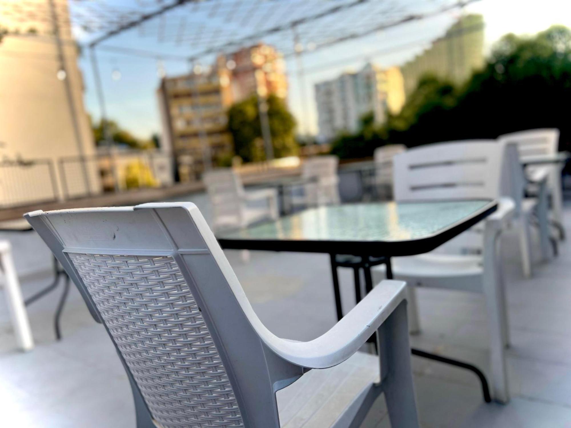 Budget Retreat Tirana & Studios Exterior foto